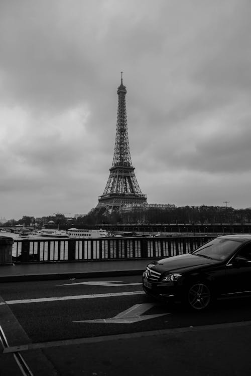 Ingyenes stockfotó Bir-Hakeim hídja, Eiffel-torony, fekete-fehér témában