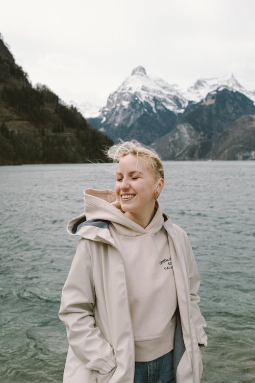 Δωρεάν στοκ φωτογραφιών με βουνά, γυναίκα, Ελβετία