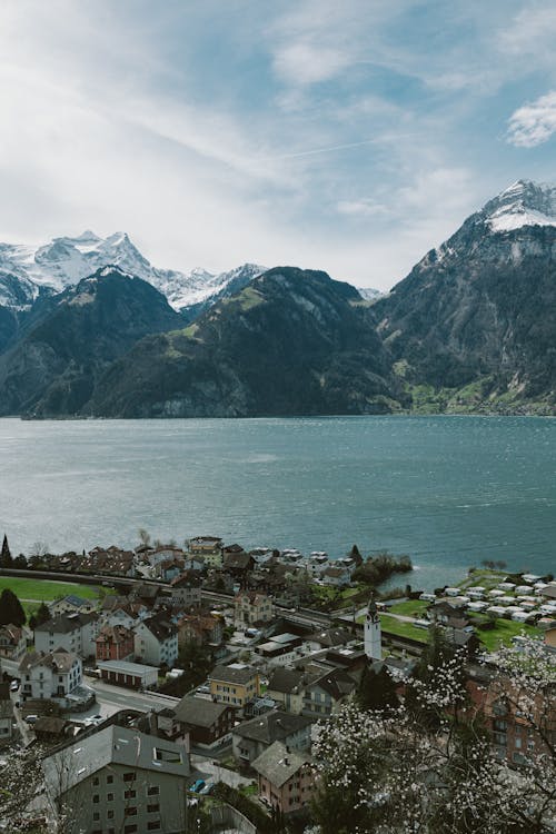 A view of a small town and mountains