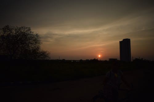 Immagine gratuita di alba, atmosferico, bel cielo