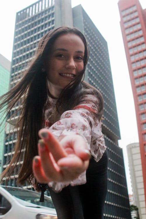 Ilmainen kuvapankkikuva tunnisteilla brasilia, hymyily, kädet ihmisen kädet