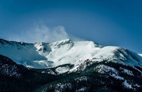 Fotobanka s bezplatnými fotkami na tému chladný, hora, horský vrchol