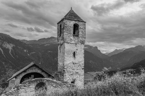 Fotos de stock gratuitas de Alpes, blanco y negro, escala de grises