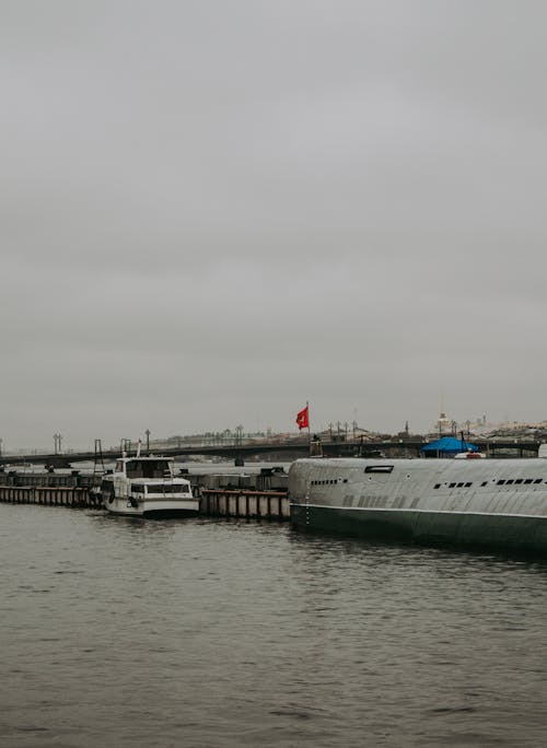 คลังภาพถ่ายฟรี ของ ท่าเรือ, มีเมฆมาก, ยิงแนวตั้ง