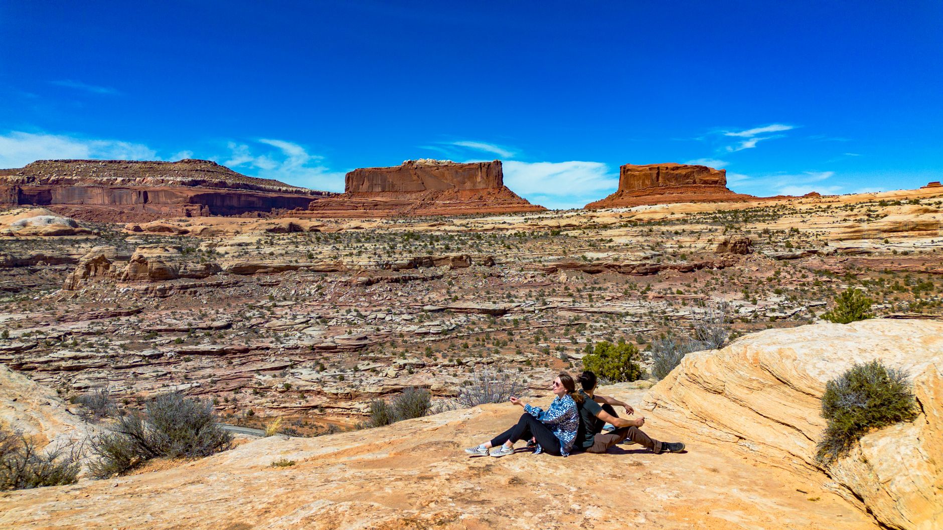 desert canyon hiking Utah