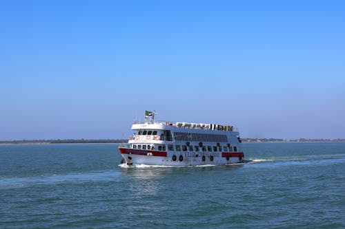 Бесплатное стоковое фото с водный транспорт, круиз, море