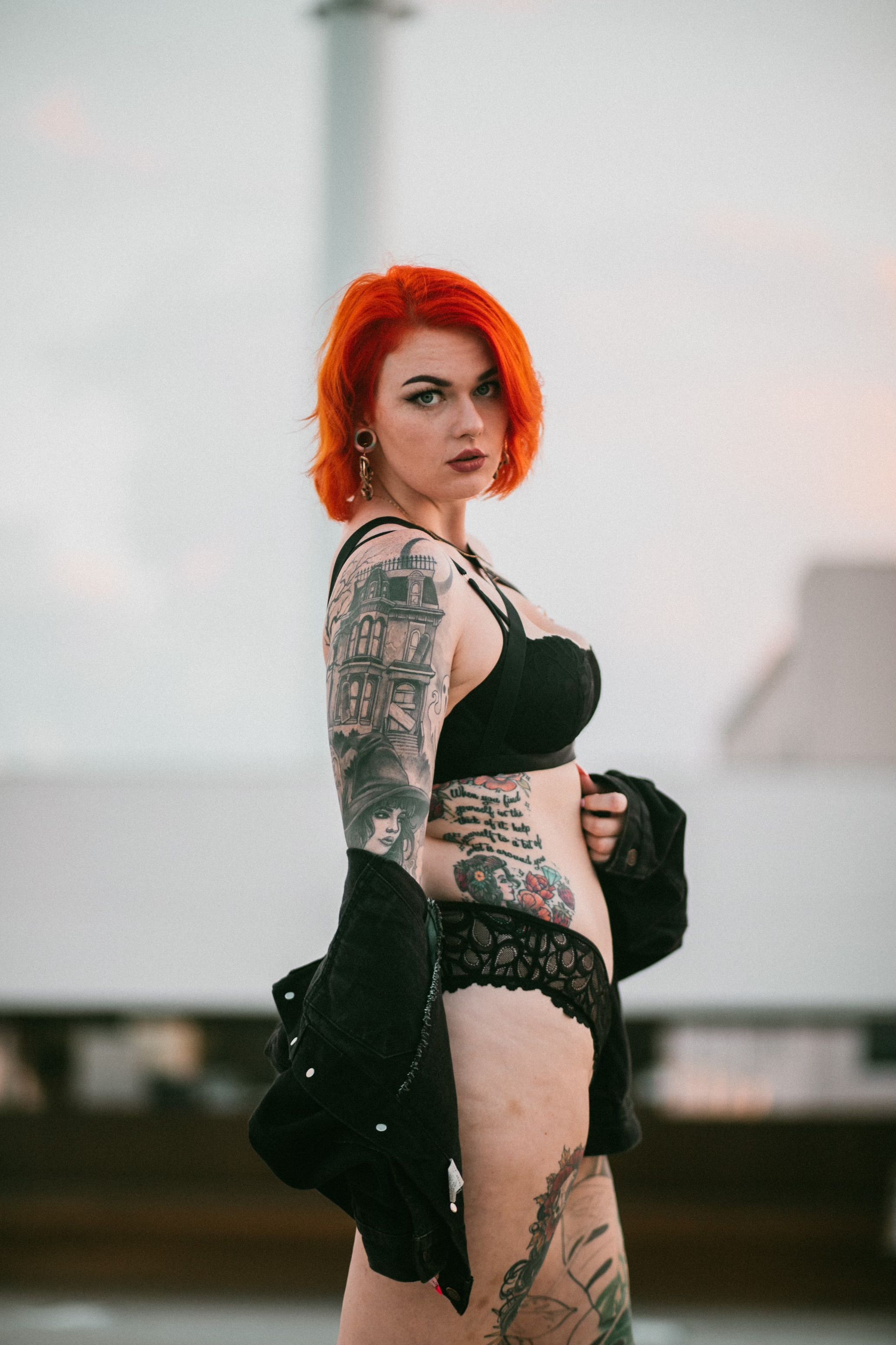 sexy lingerie body suits hot-redhead-1.jpg - Images from Threads main image 0