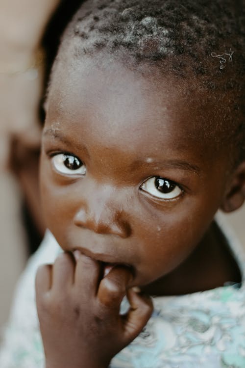 Darmowe zdjęcie z galerii z afrykańskie dziecko, chłopak, oczy