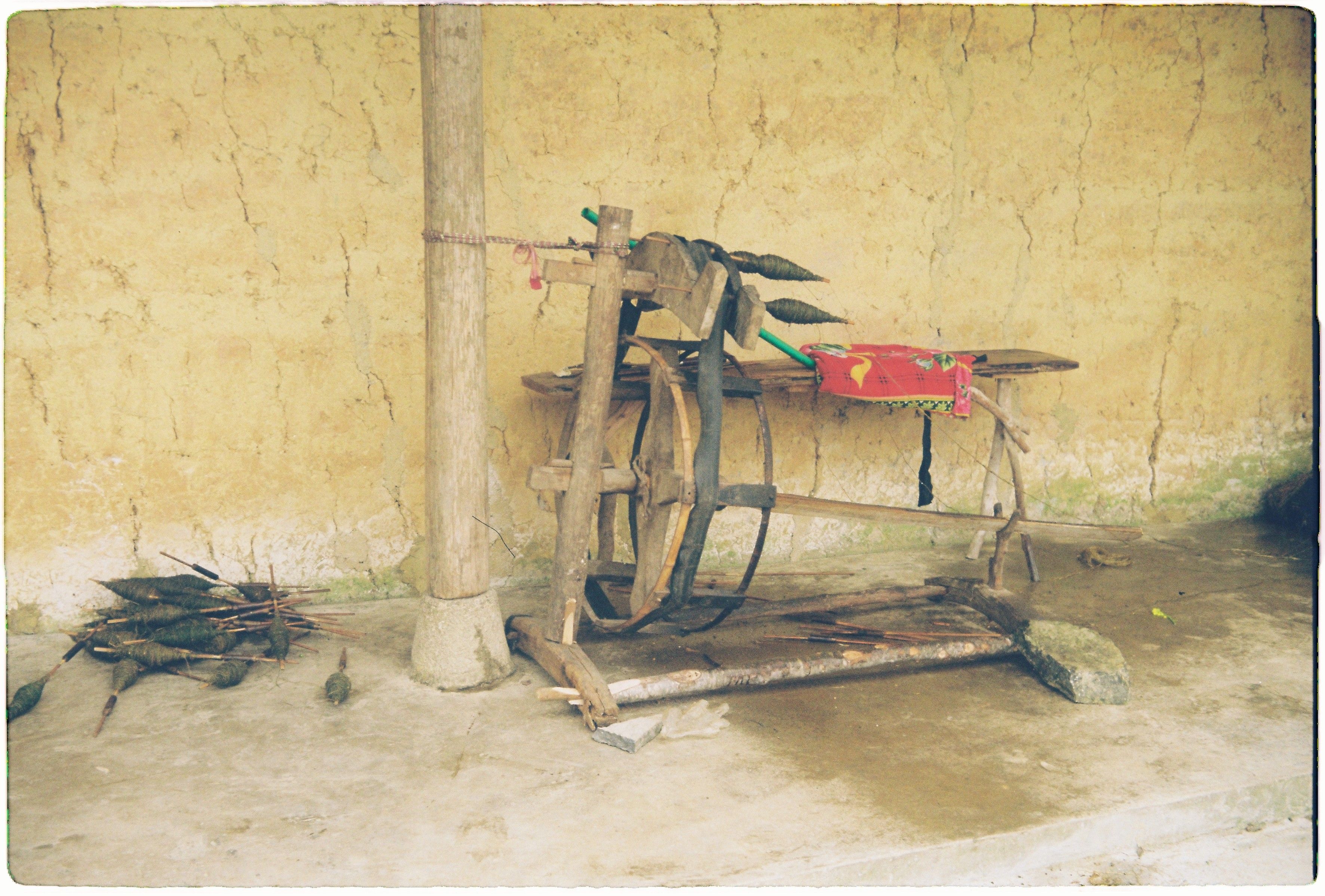 Hand-Spun Yarn: Why Families Are Rediscovering This Timeless Craft