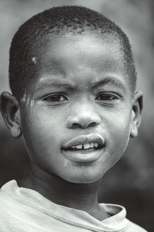 Ilmainen kuvapankkikuva tunnisteilla afrikkalainen lapsi, Heimo, huulet