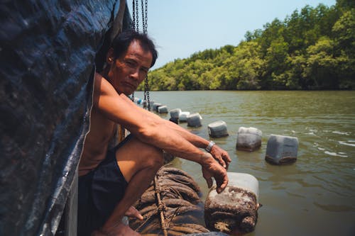 Kostenloses Stock Foto zu asiatischer mann, außerorts, baden