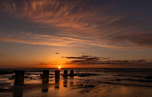 Gratis arkivbilde med groyne, havkyst, himmel