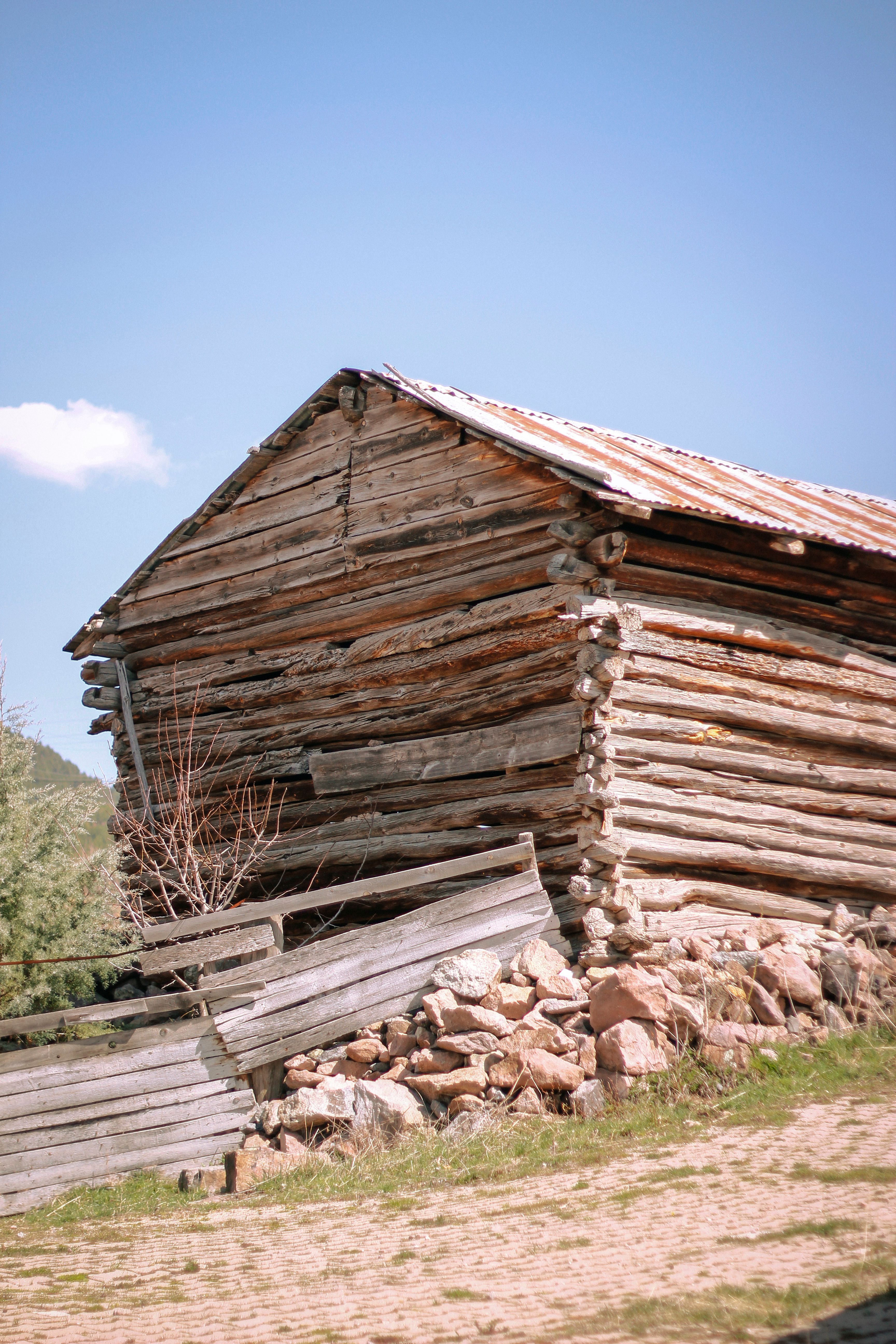 Exterior of a Wooden Shack · Free Stock Photo