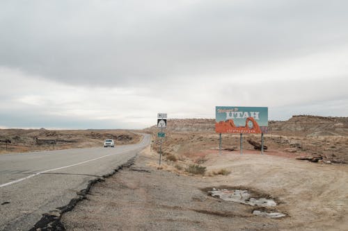 A road with a sign that says welcome to moab