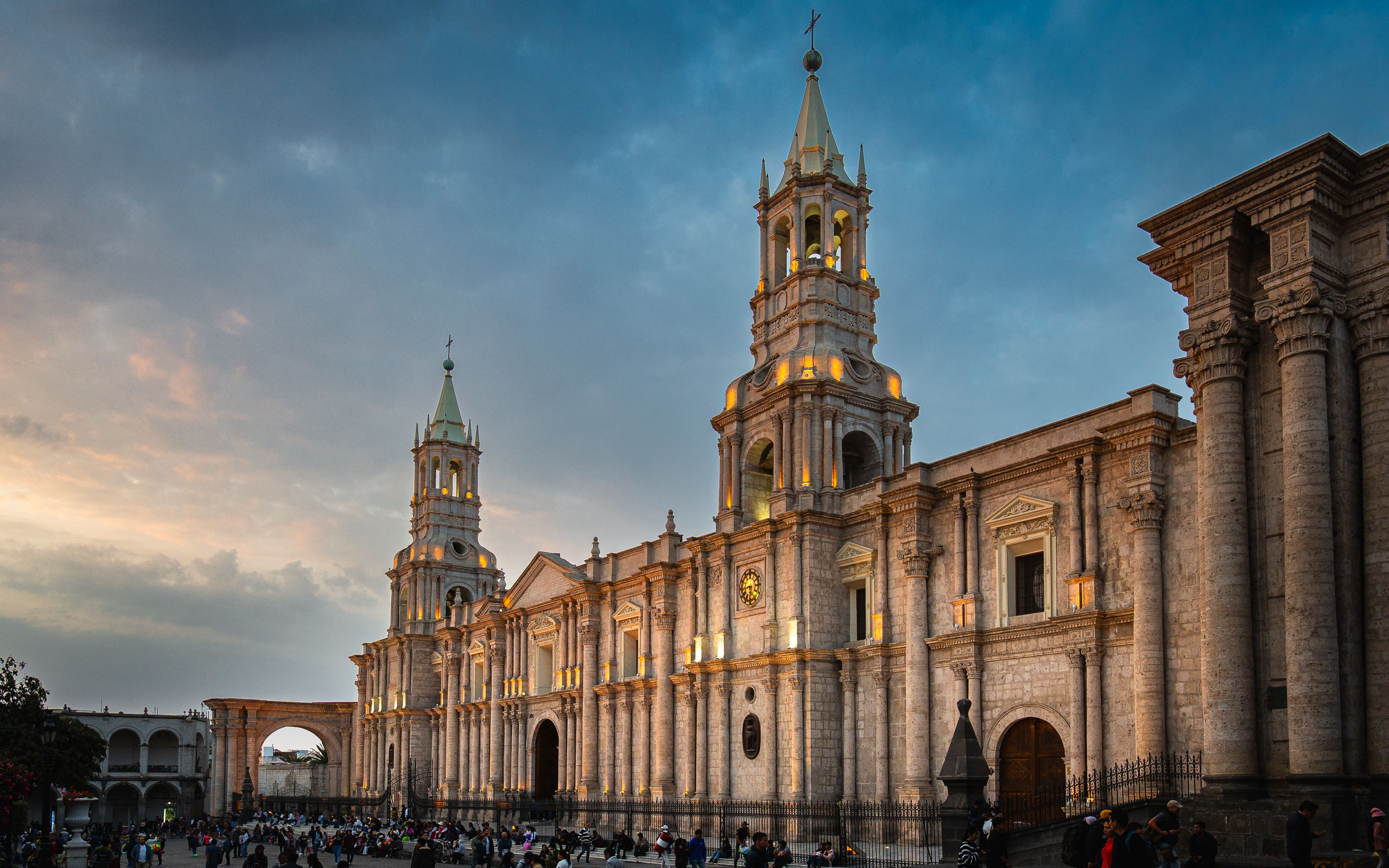 Cathedral facade in Arequipa, Peru (illustrative — not Tarma's cathedral)