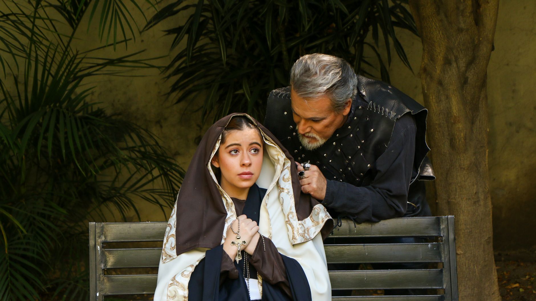 Papa pede fim de narrativas divisivas e elogia Espanha em visita marcada e migração