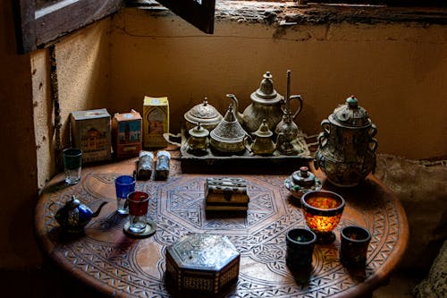 Free Table Inside the Casa-Museo Arabe Yusuf Al-Burch Museum Stock Photo