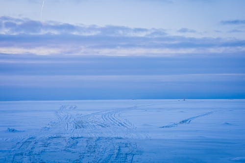 Di Atas Es, Desember, Finlandia, 2023