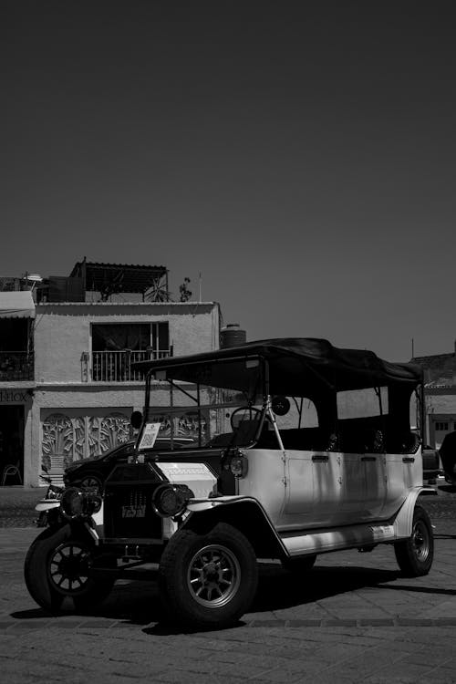 คลังภาพถ่ายฟรี ของ ขาวดำ, ถนนในเมือง, พาหนะ