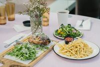 Shared supper table — Eunjin Baek on Pexels