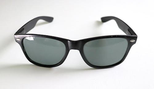 Free stock photo of aviator sunglasses, black sunglasses, dark glasses