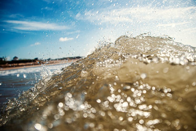 Water Drops On Wave 