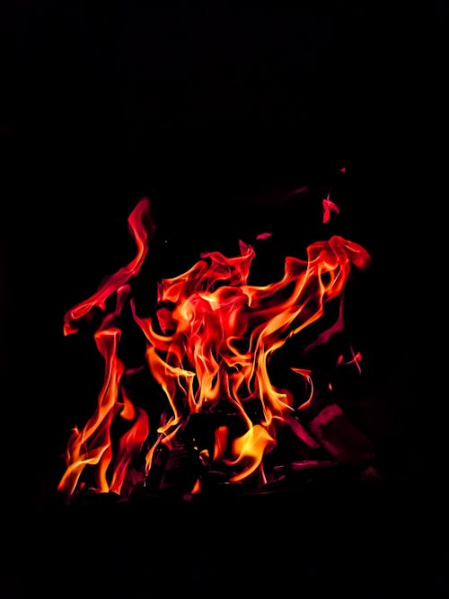 Бесплатное стоковое фото с костер, огонь, огонь танцы