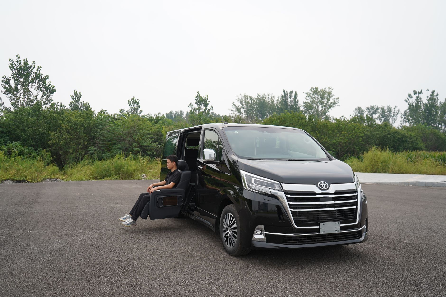 hiace, avanza, innova reborn