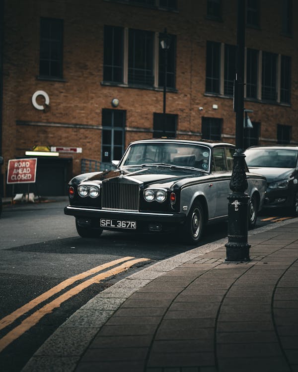 Δωρεάν στοκ φωτογραφιών με Rolls-Royce Silver Shadow, αυτοκίνηση, αυτοκίνητο