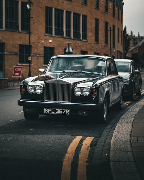 Gratis stockfoto met automobiel, chique, rolls royce silver shadow