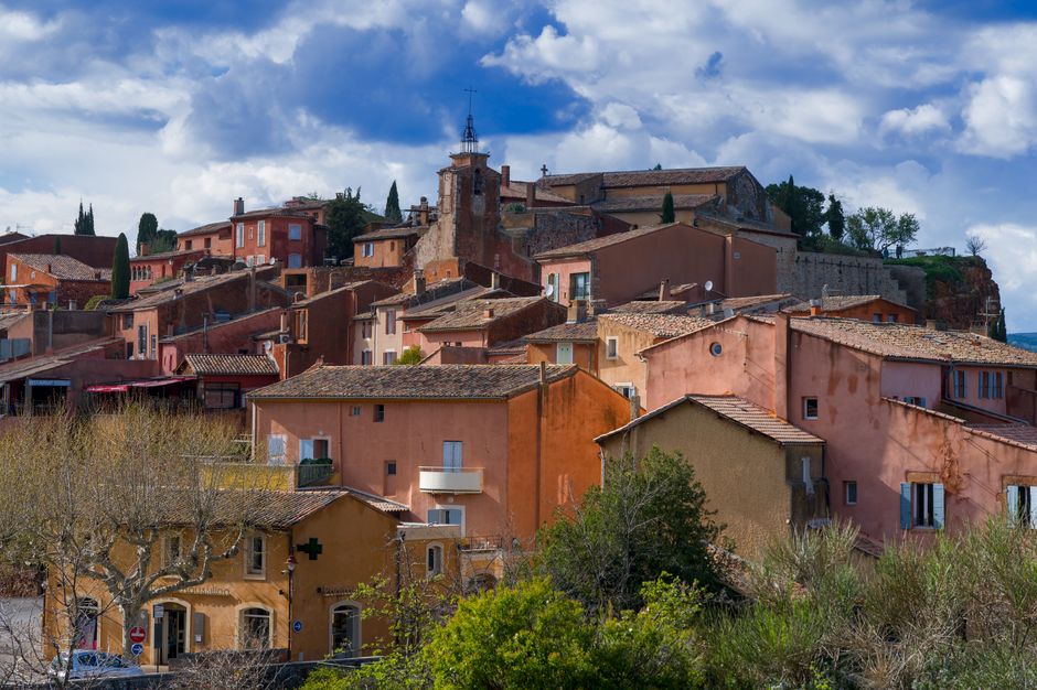 ¡Locuras en Narbonne! Descubre ofertas inigualables de viajes con vuelo + hotel incluidos.