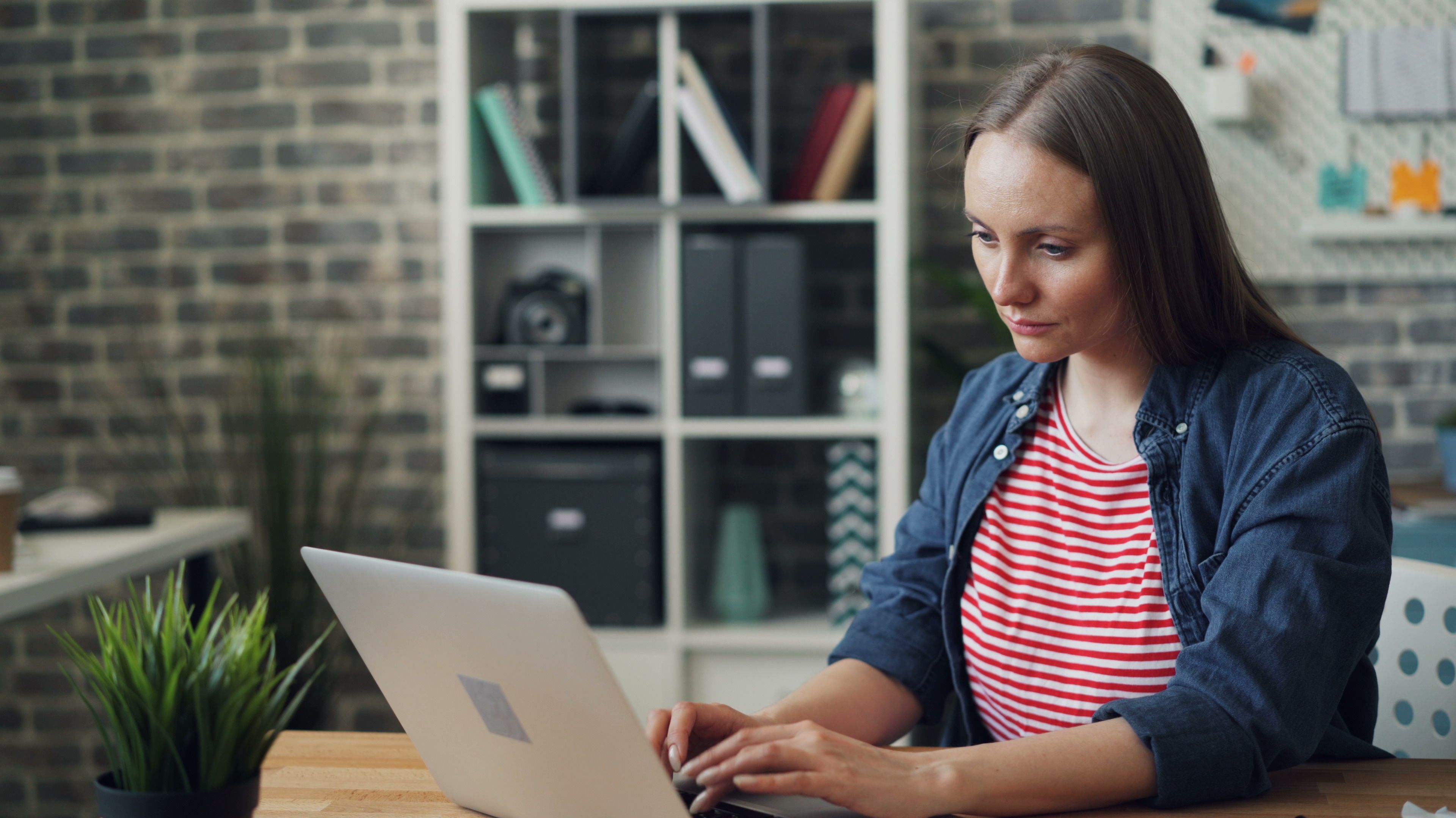 Study Finds Remote and Hybrid Working Boosts Disabled Workers’ Health and Productivity — Photo by Vitaly Gariev on Pexels