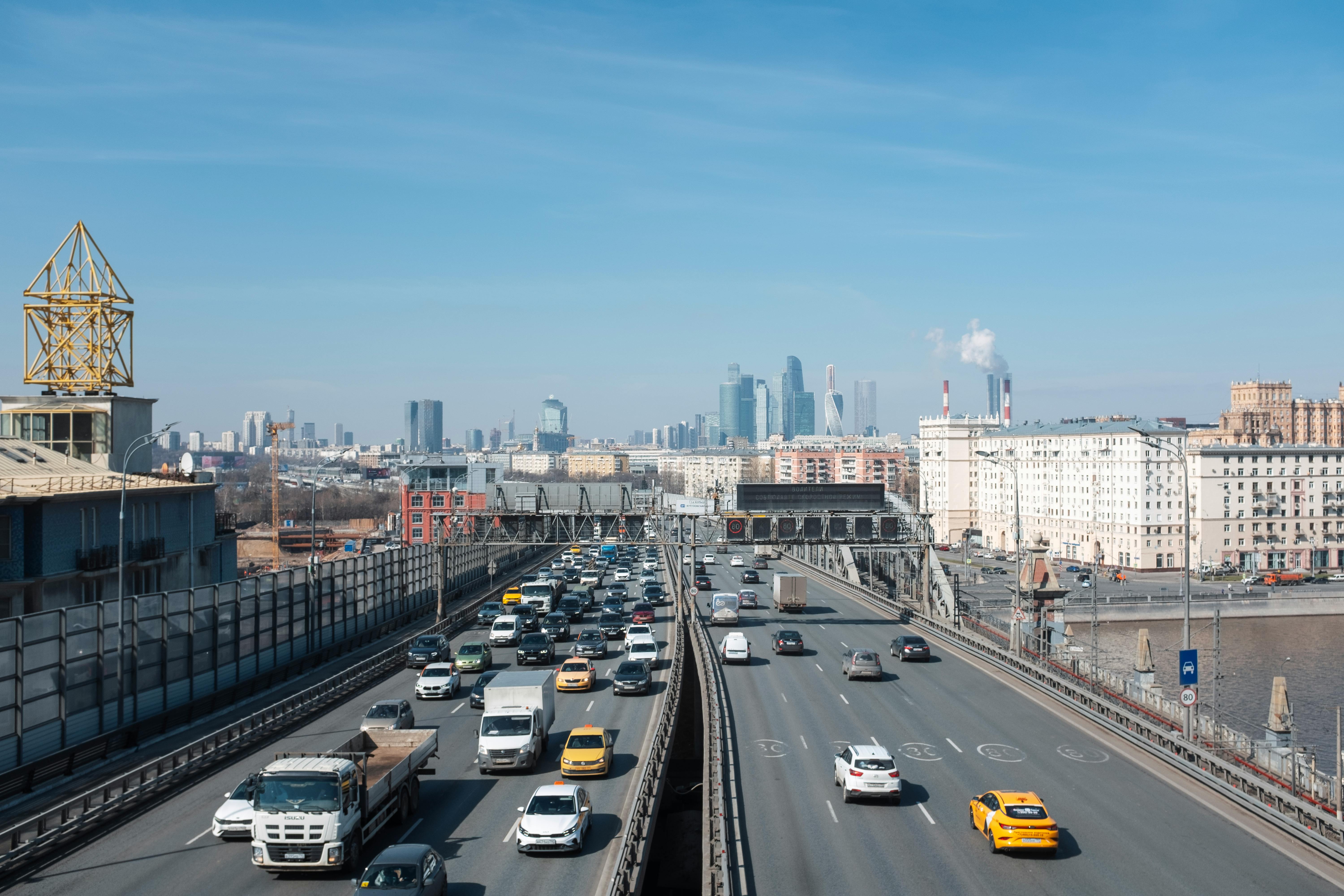 Sensors and Connectivity Make Autonomous Driving Smarter — Photo by Arthur Shuraev on Pexels
