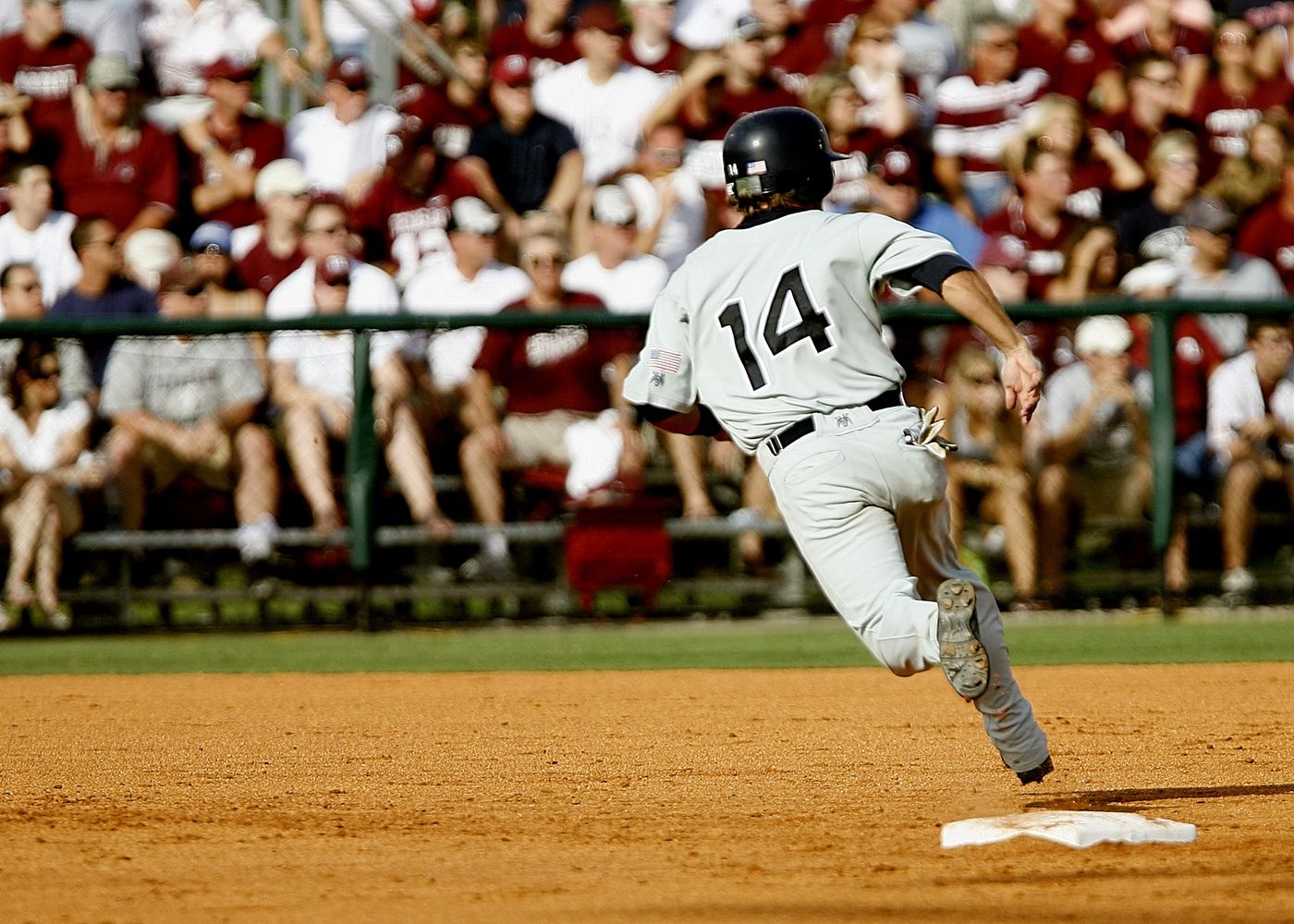 Player sprinting to the base