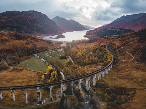 グレンフィナン高架橋, スコットランド, ドローン撮影の無料の写真素材