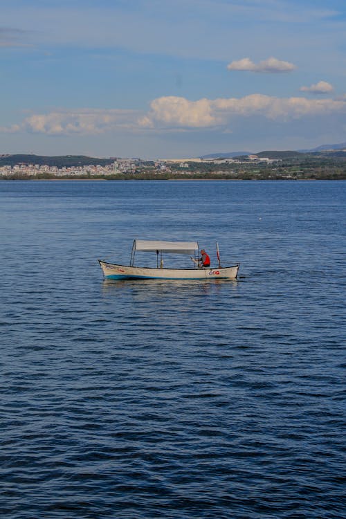 Kostnadsfri bild av båt, fiskare, landskap