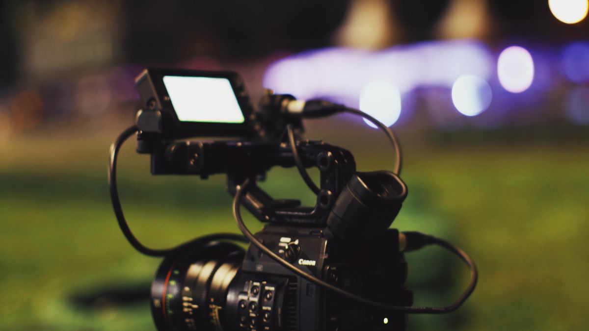 Les meilleurs accessoires de montage pour vlogs en 2026 - illustration