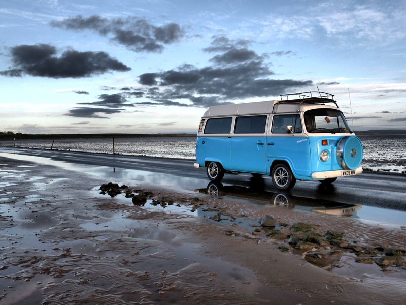 Campervans & Motorhomes
