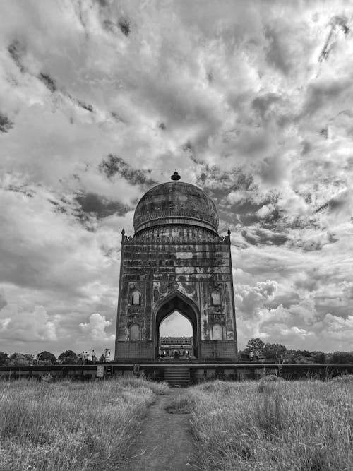 Black and White Photography of the Barid Shaahi Tombs