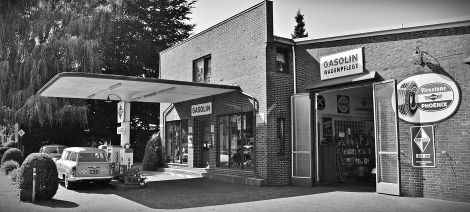 Heritage Champlain Oil Gas Station Is on the Move Again
