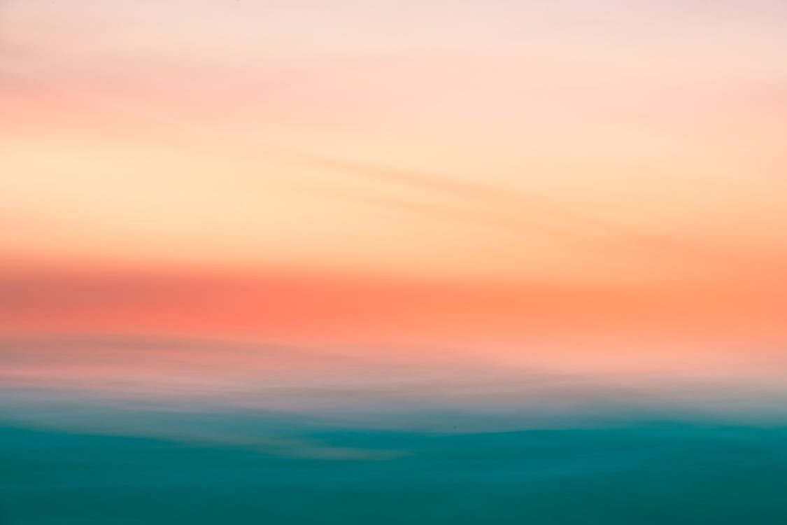 An abstract photo of a sunset with a blurred background