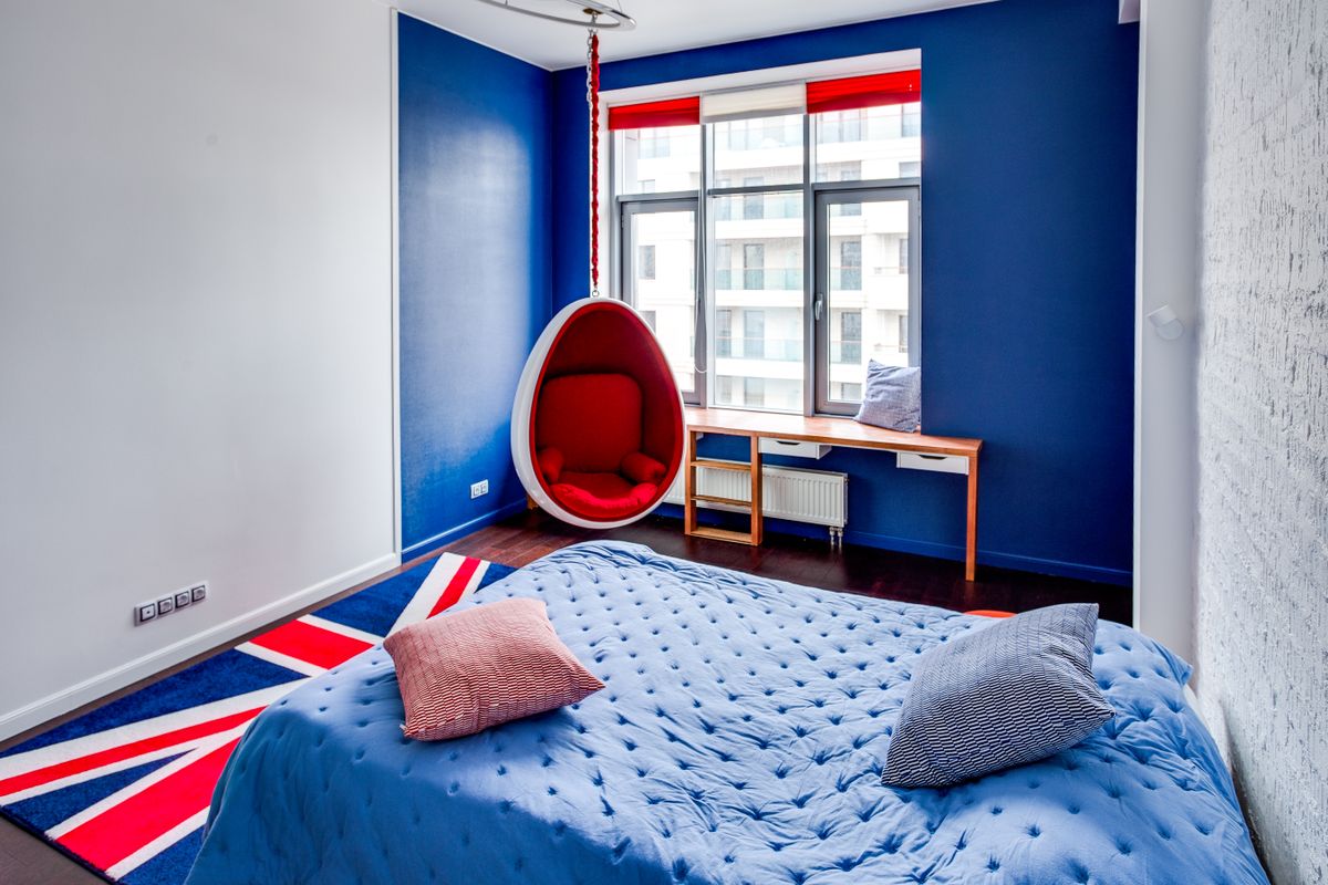 Why Minimalist British Interiors Feel So Relaxing
