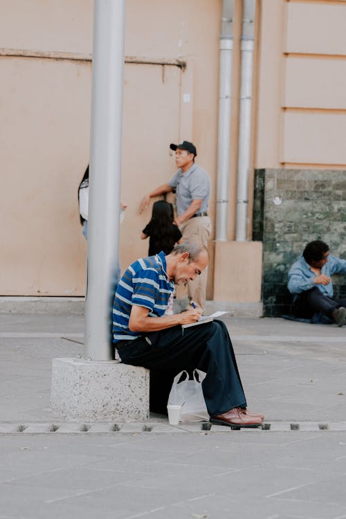 Δωρεάν στοκ φωτογραφιών με άνδρας, Άνθρωποι, αστικός