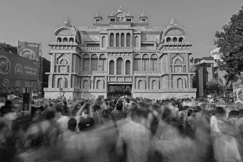 Foto profissional grátis de amontoado, durga puja, escala de cinza