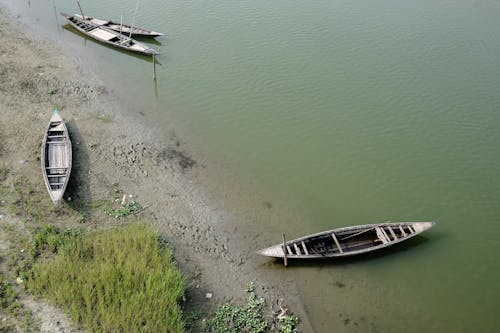 Darmowe zdjęcie z galerii z brzeg jeziora, brzeg rzeki, fotografia lotnicza