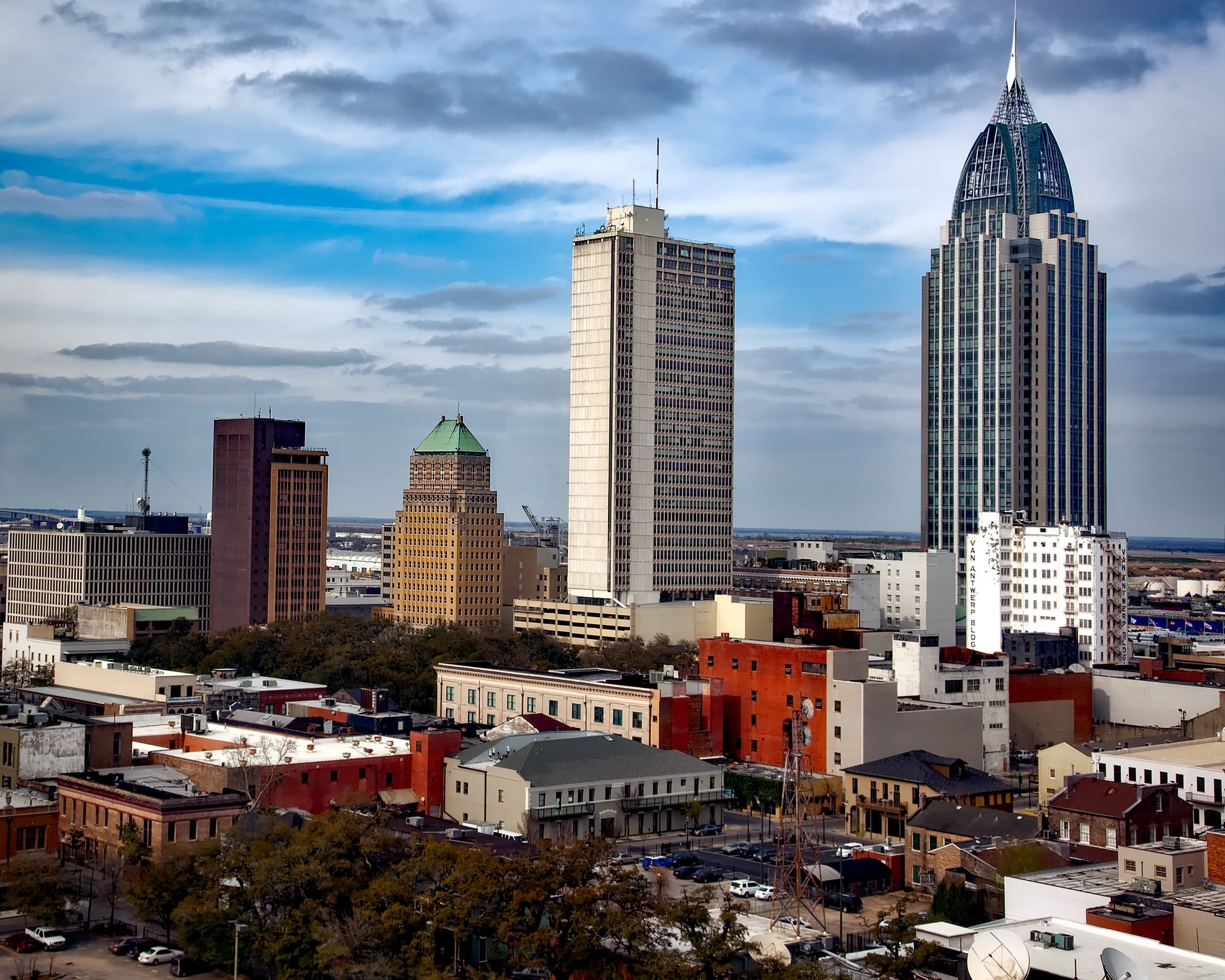 Mobile: Downtown Mobile skyline with its tallest towers