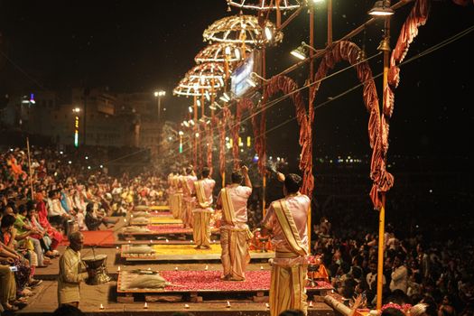 Evening Ganga aarti ceremony — Varanasi