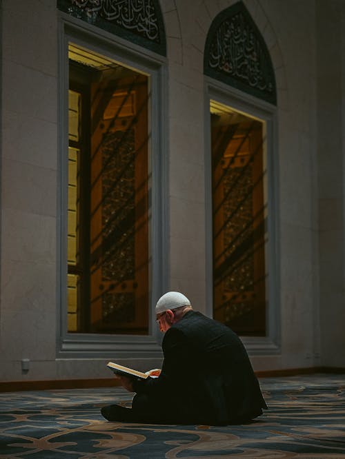 Imagine de stoc gratuită din citind, fotografiere verticală, Islam