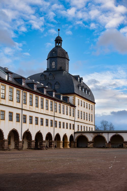 Patio Del Castillo De Friedenstein