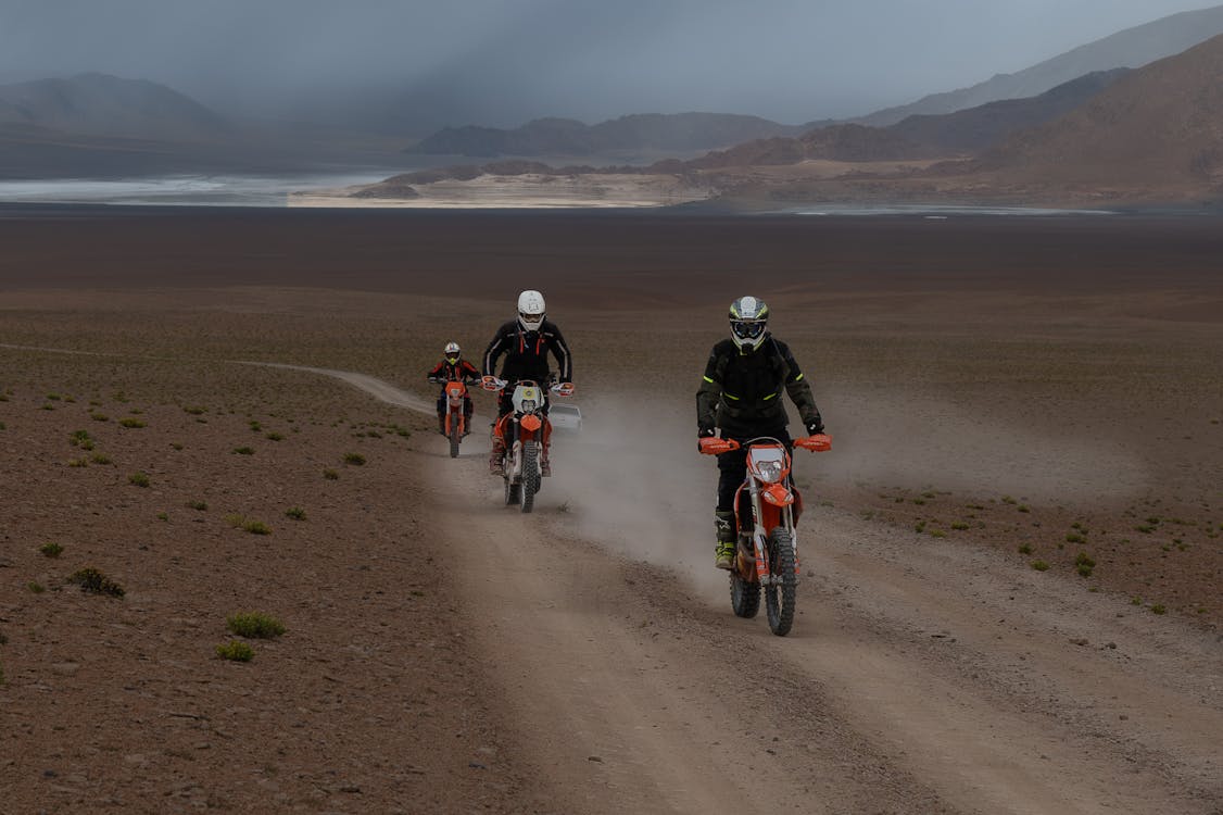 Foto d'estoc gratuïta de àrid, aventura, camí de carro